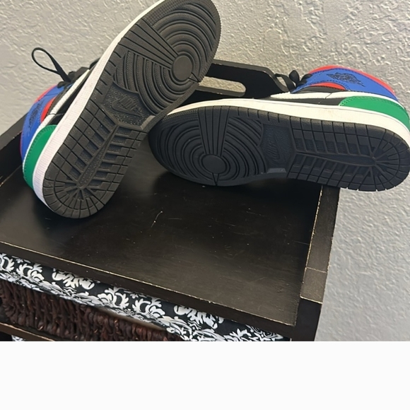 Colorful High-Top Jordan Mid Sneakers - Picture 5 of 5